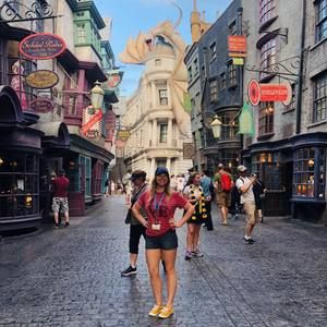 Meet your Posher, Robyn